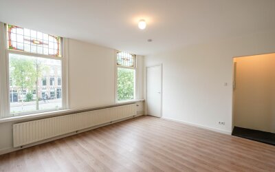 Waldeck Pyr. 674