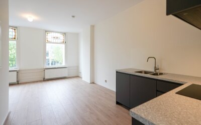 Waldeck Pyr. 675