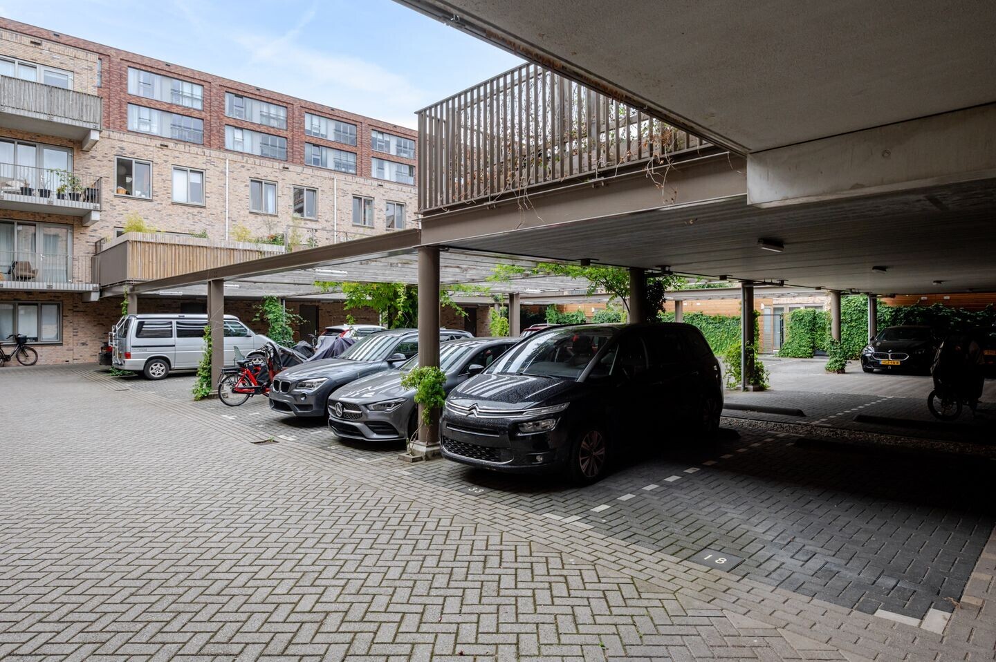 Appartement te koop: Zamenhofstraat 29, 'S-Gravenhage