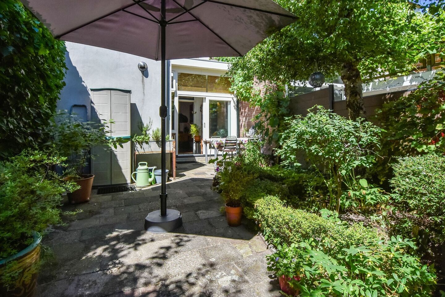 Tussenwoning te koop: Chasséstraat 18, 'S-Gravenhage