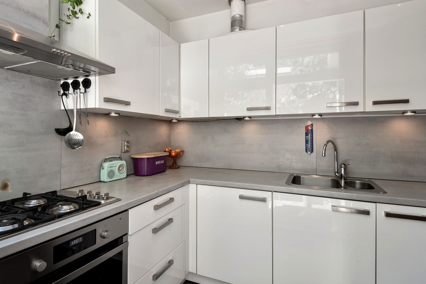 Tussenwoning te koop: Chasséstraat 18, 'S-Gravenhage