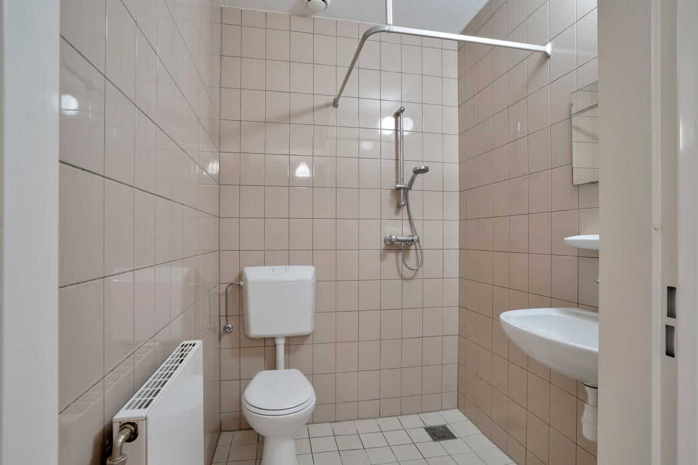 Studio te koop: Verisstraat 166, 'S-Gravenhage