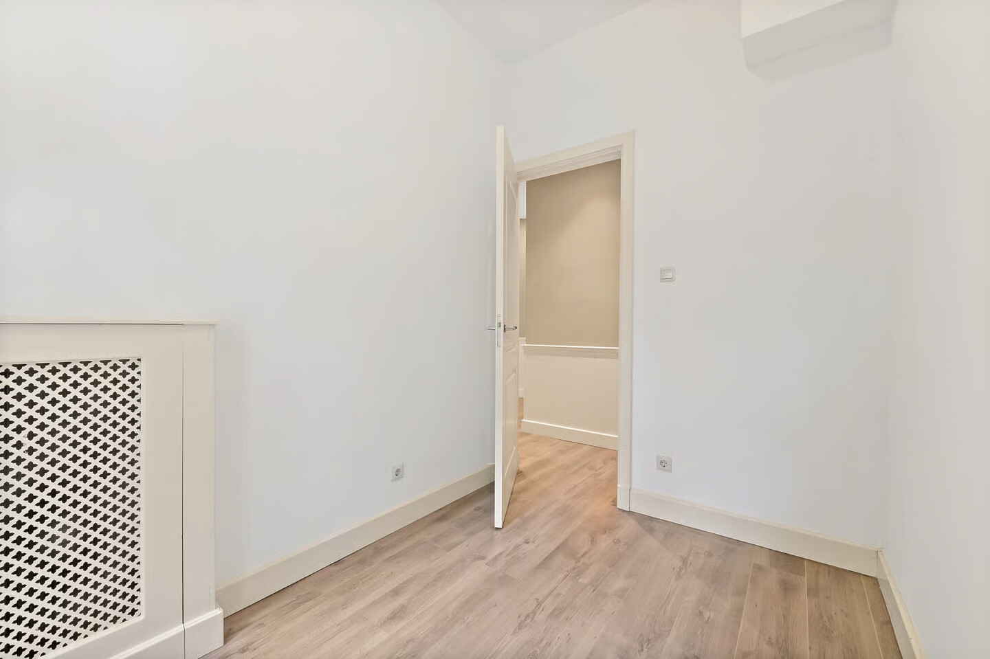 Appartement te koop: Van Musschenbroekstraat 104, 'S-Gravenhage