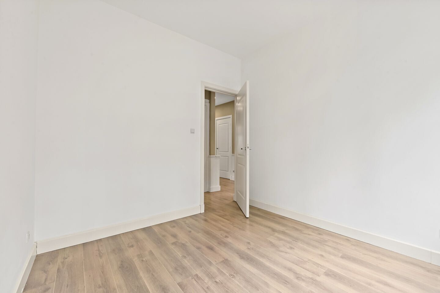 Appartement te koop: Van Musschenbroekstraat 104, 'S-Gravenhage