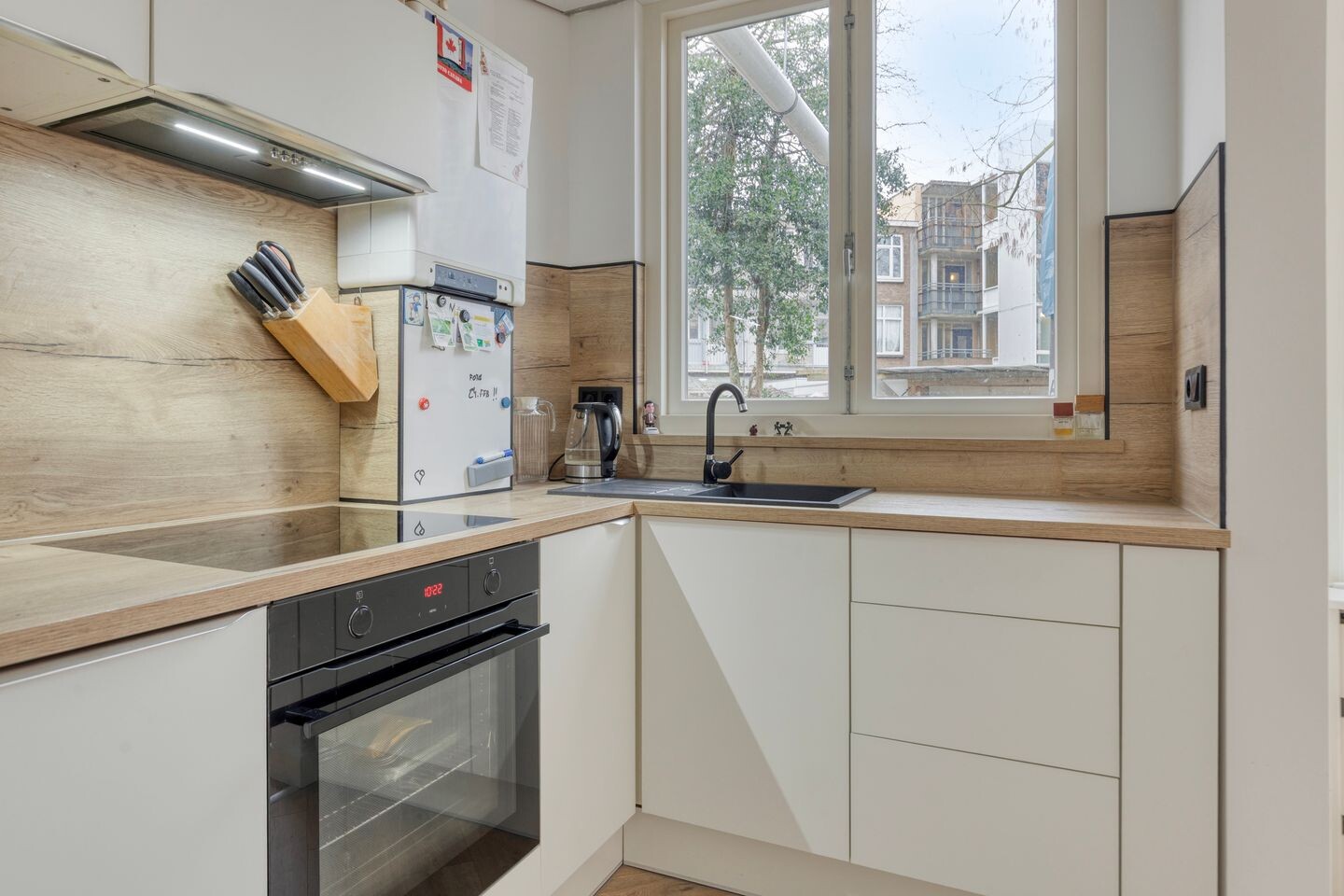 Appartement te koop: Van Musschenbroekstraat 106, 'S-Gravenhage