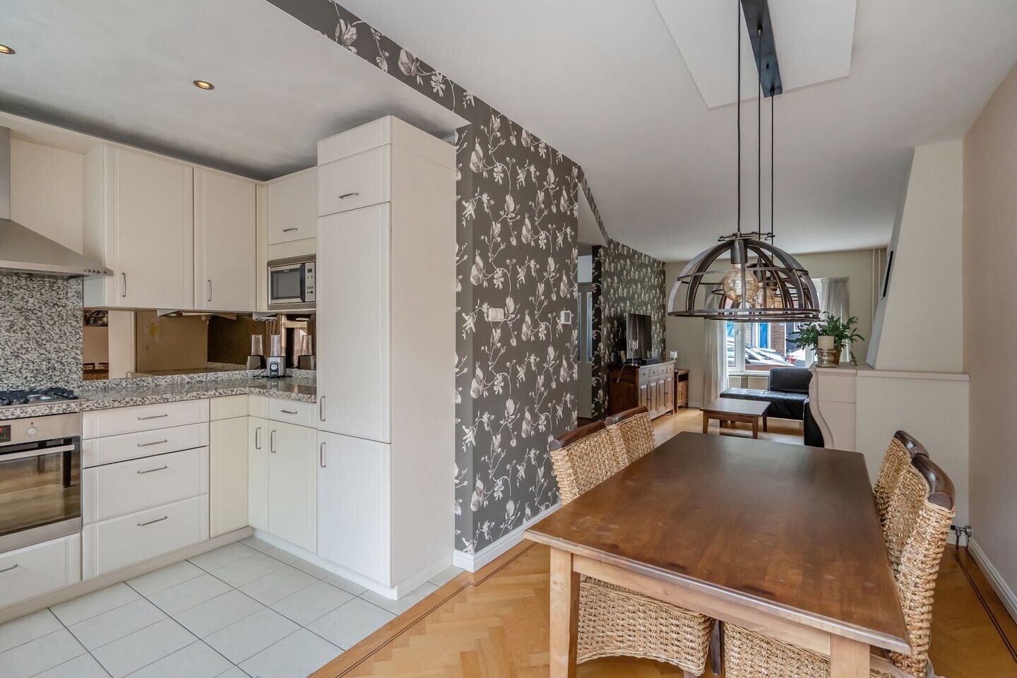 Tussenwoning te koop: Miquelstraat 169, 'S-Gravenhage