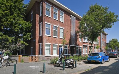 Elise van C. 45