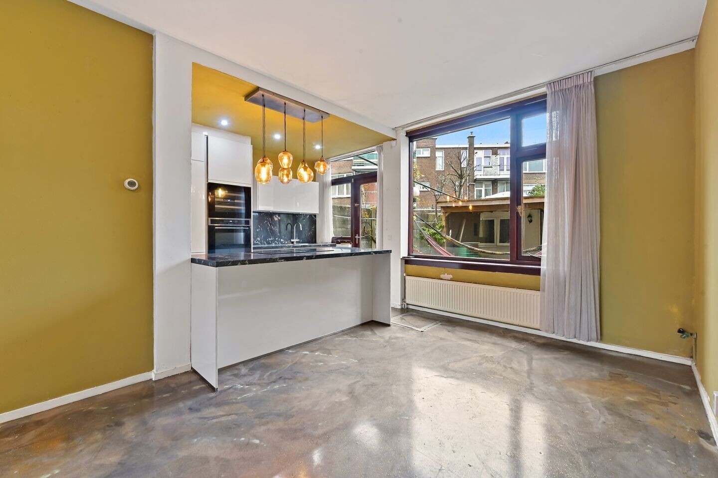 Tussenwoning te koop: Schlegelstraat 104, 'S-Gravenhage
