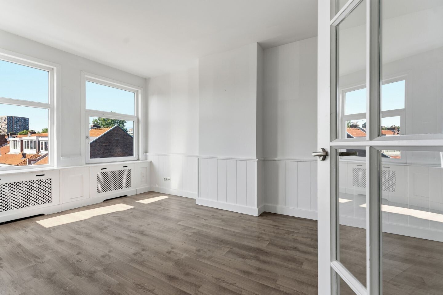 Appartement te koop: Capadosestraat 214, 'S-Gravenhage