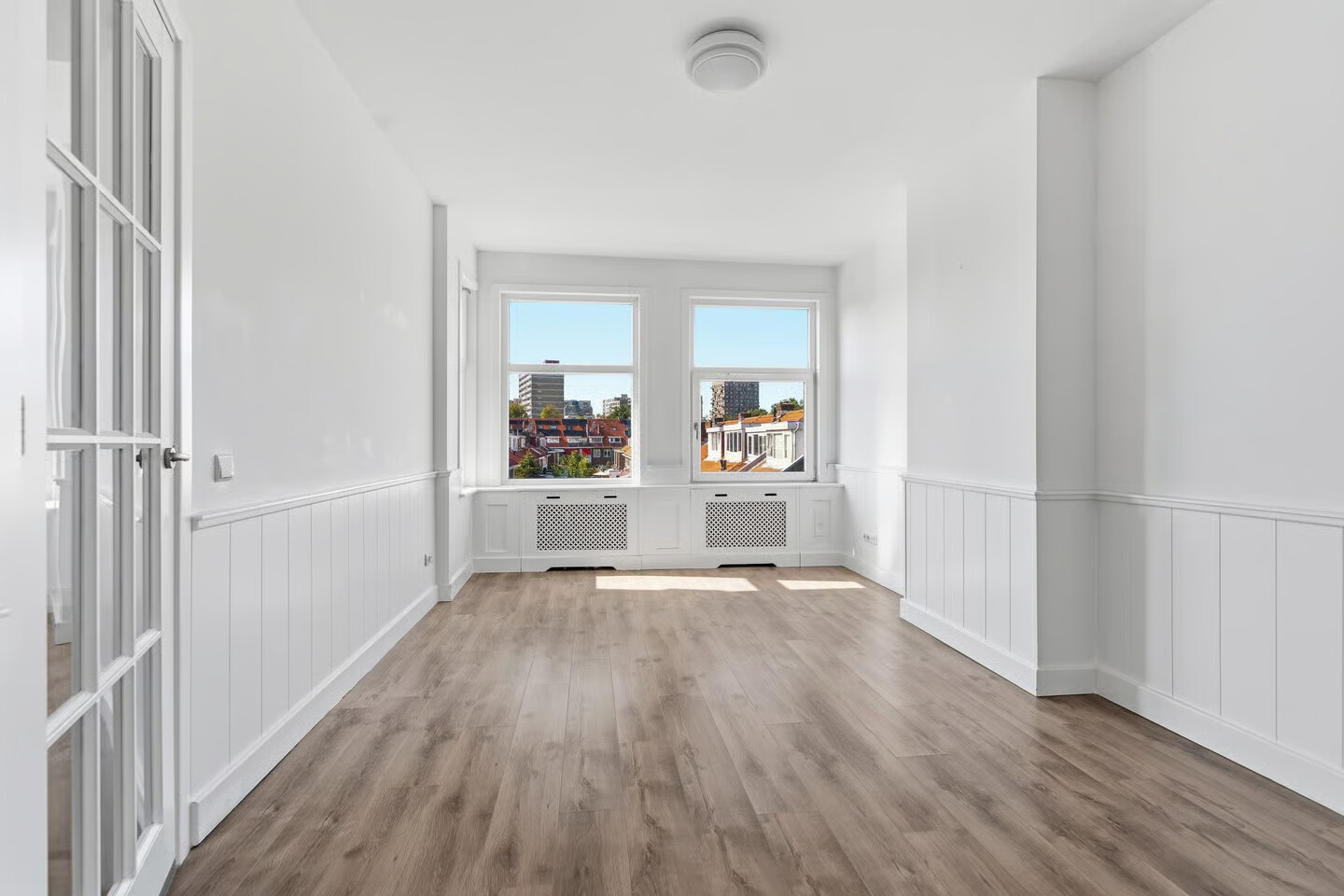 Appartement te koop: Capadosestraat 214, 'S-Gravenhage