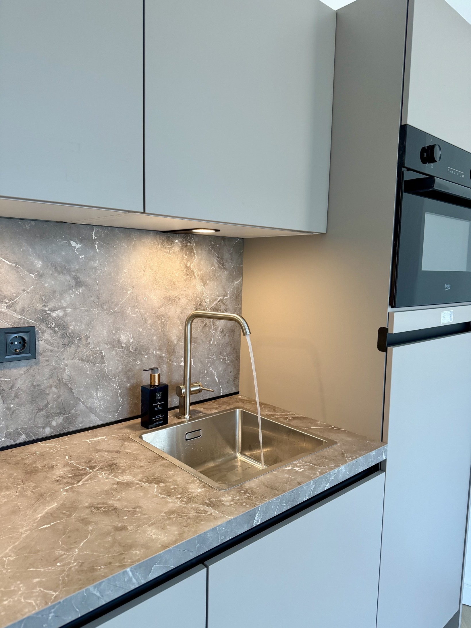 Appartement te koop: Jan van Beersstraat 46, 'S-Gravenhage