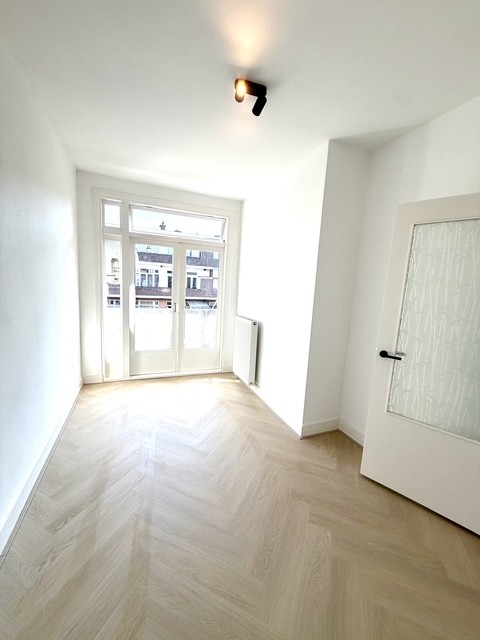 Appartement te koop: Jan van Beersstraat 46, 'S-Gravenhage