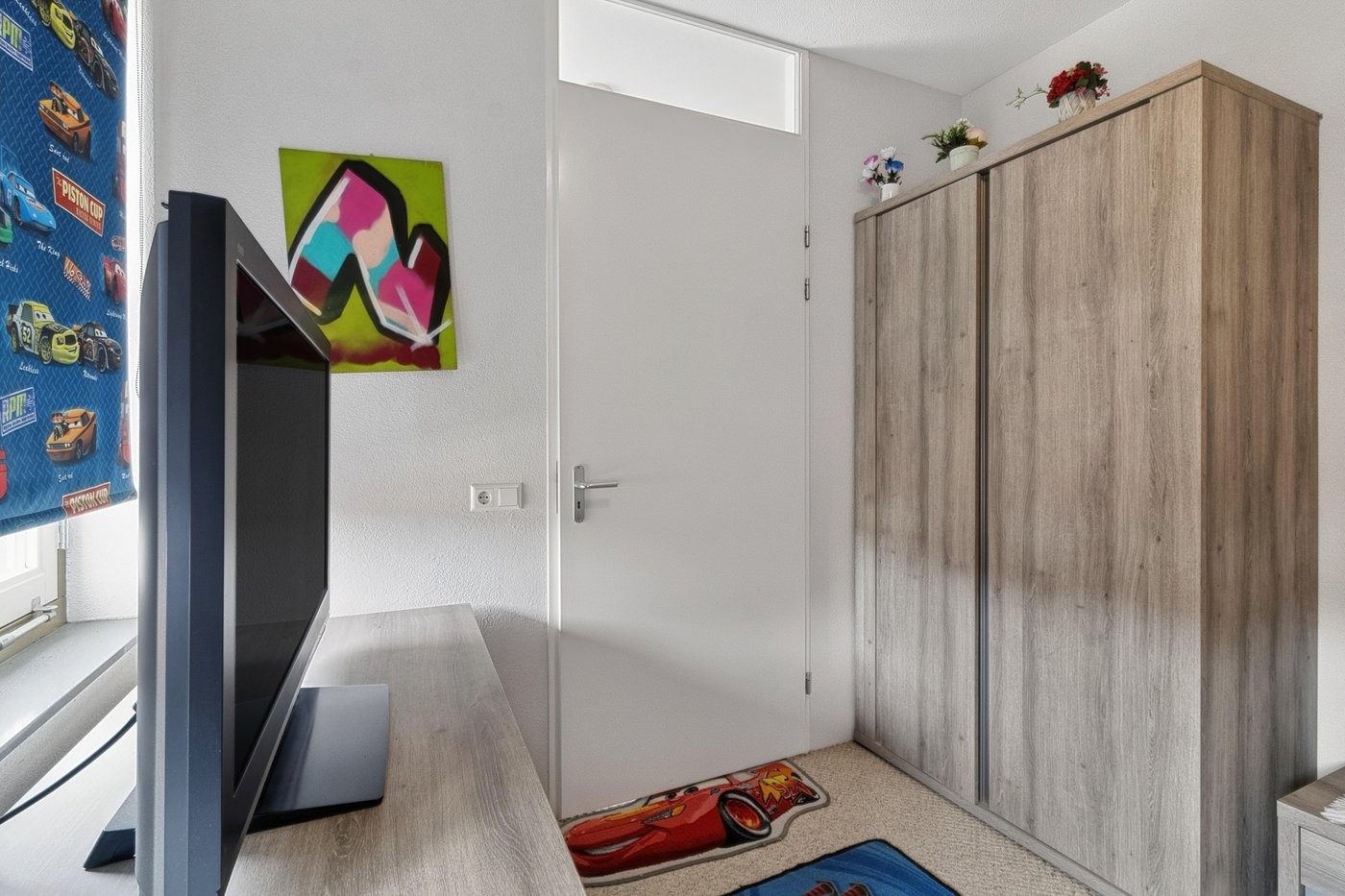 Tussenwoning te koop: Van der Hoogenhof 9, 'S-Gravenhage