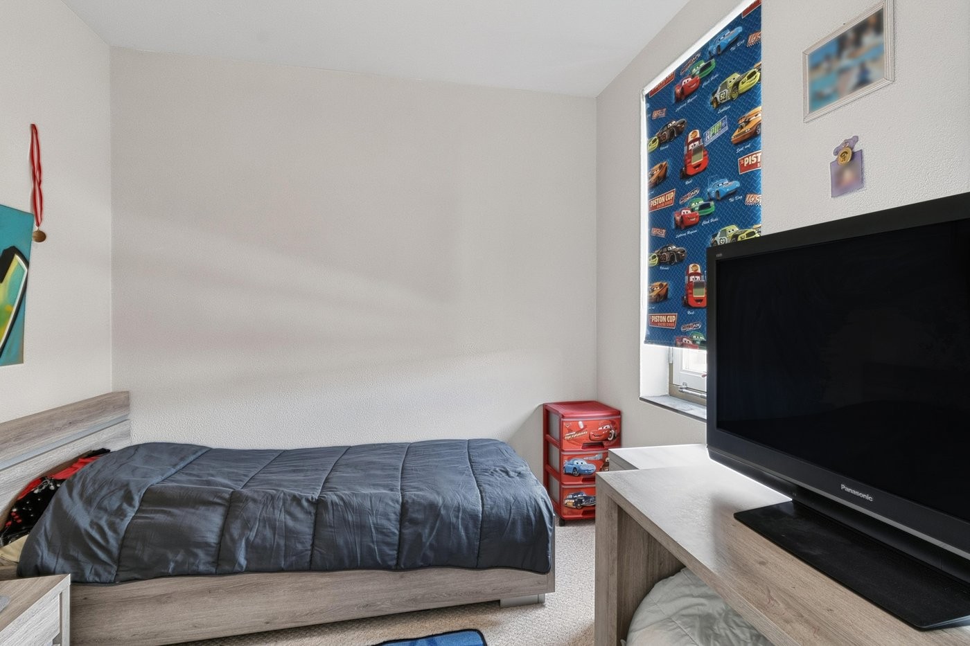 Tussenwoning te koop: Van der Hoogenhof 9, 'S-Gravenhage