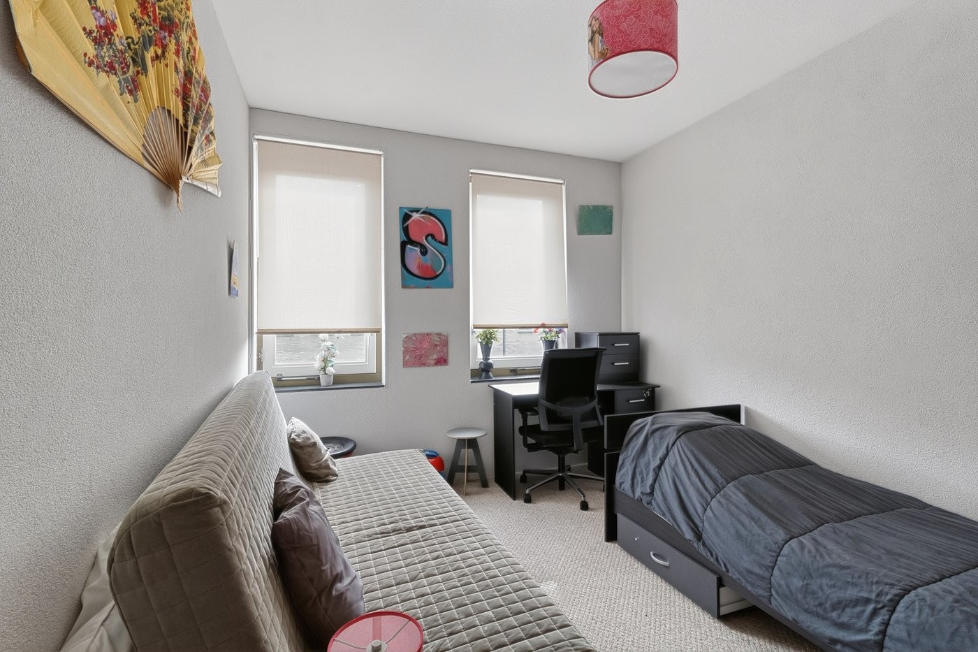 Tussenwoning te koop: Van der Hoogenhof 9, 'S-Gravenhage