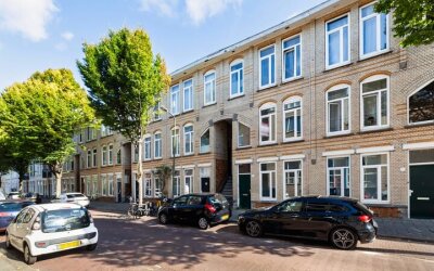 Van de Veld. 68