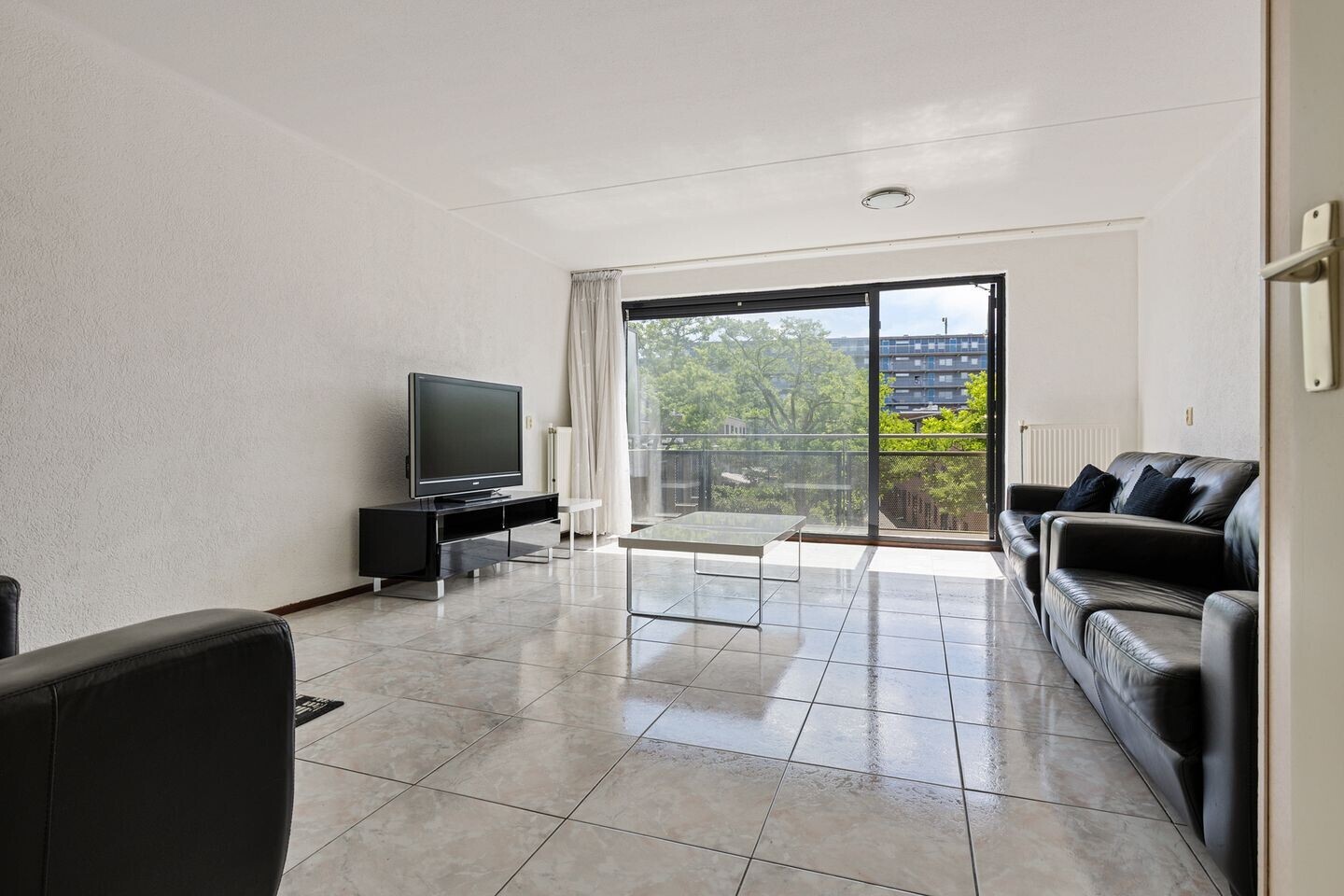 Appartement te koop: Marktweg 212C, 'S-Gravenhage