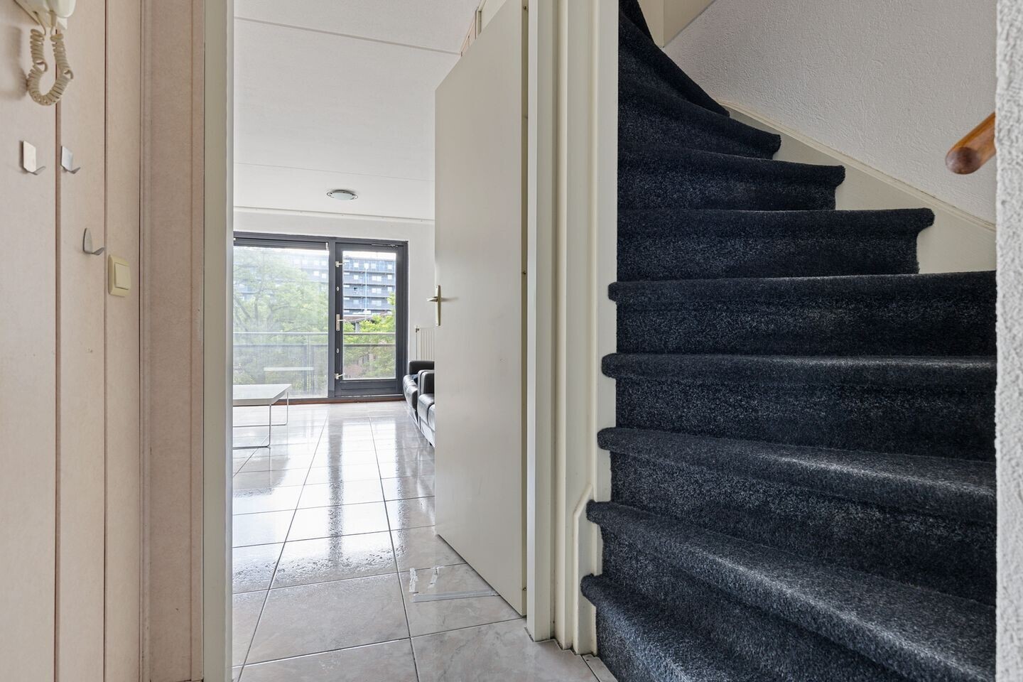 Appartement te koop: Marktweg 212C, 'S-Gravenhage