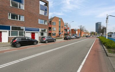 Parallelweg 59