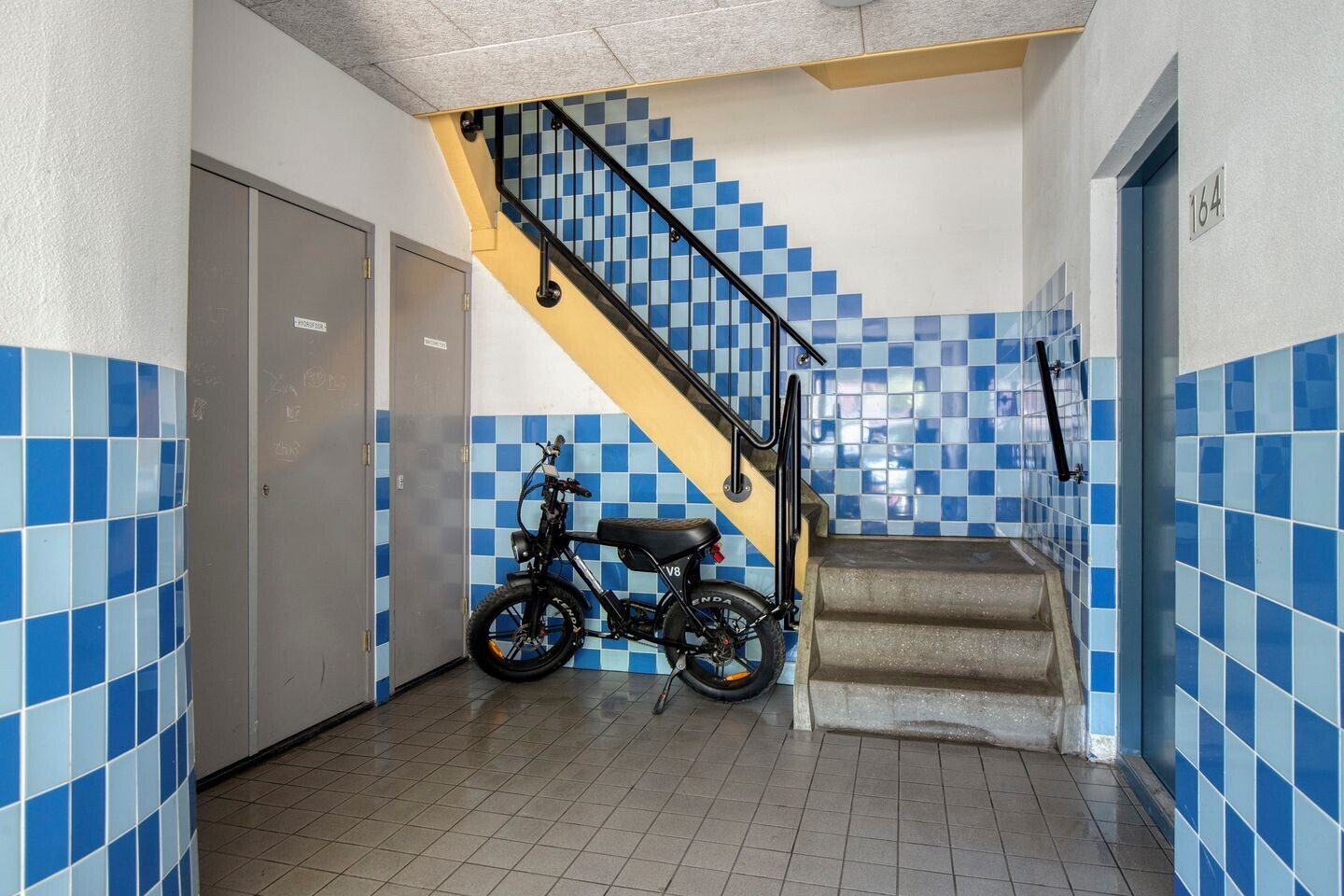 Appartement te koop: Vaillantlaan 174, 'S-Gravenhage