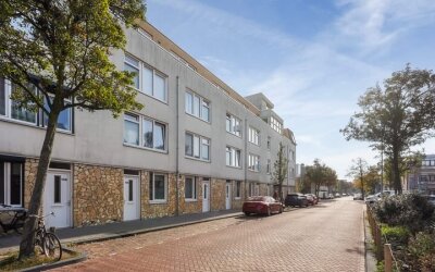Van Dijckst. 108