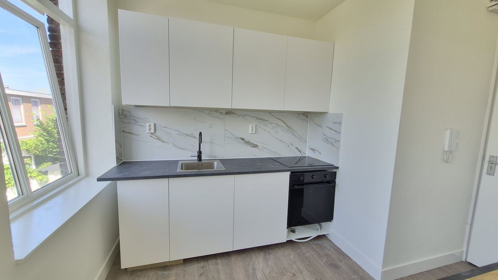 Studio te koop: Paulus Potterstraat 181B, 'S-Gravenhage