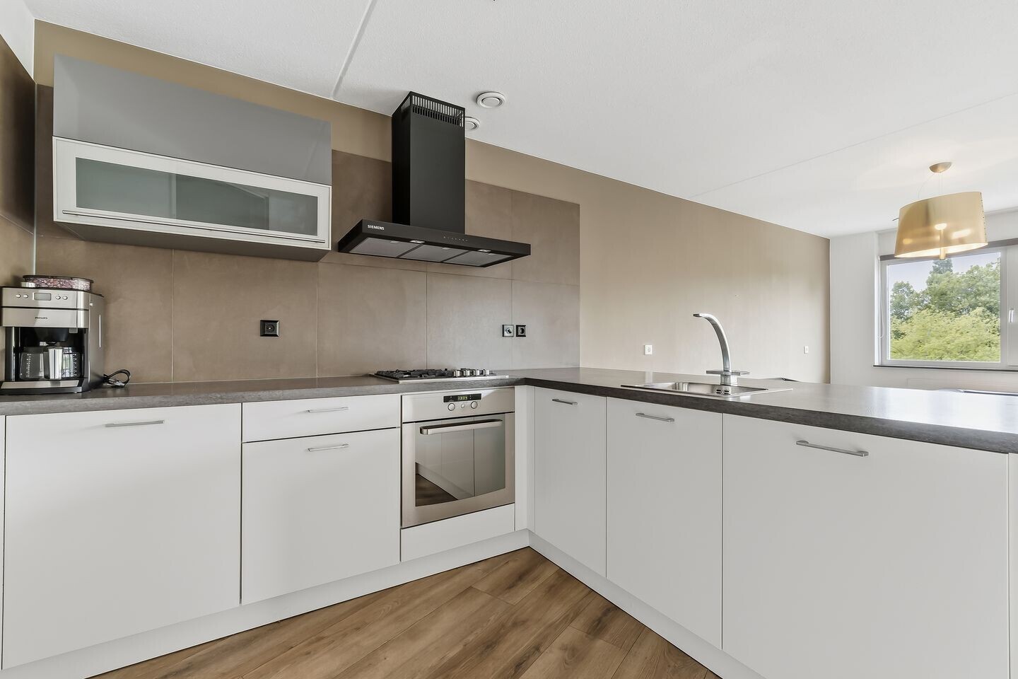 Appartement te koop: Troelstrakade 31A, 'S-Gravenhage