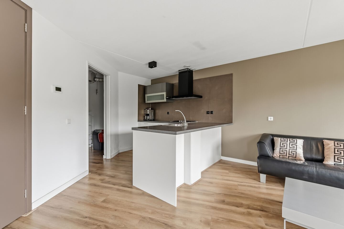 Appartement te koop: Troelstrakade 31A, 'S-Gravenhage