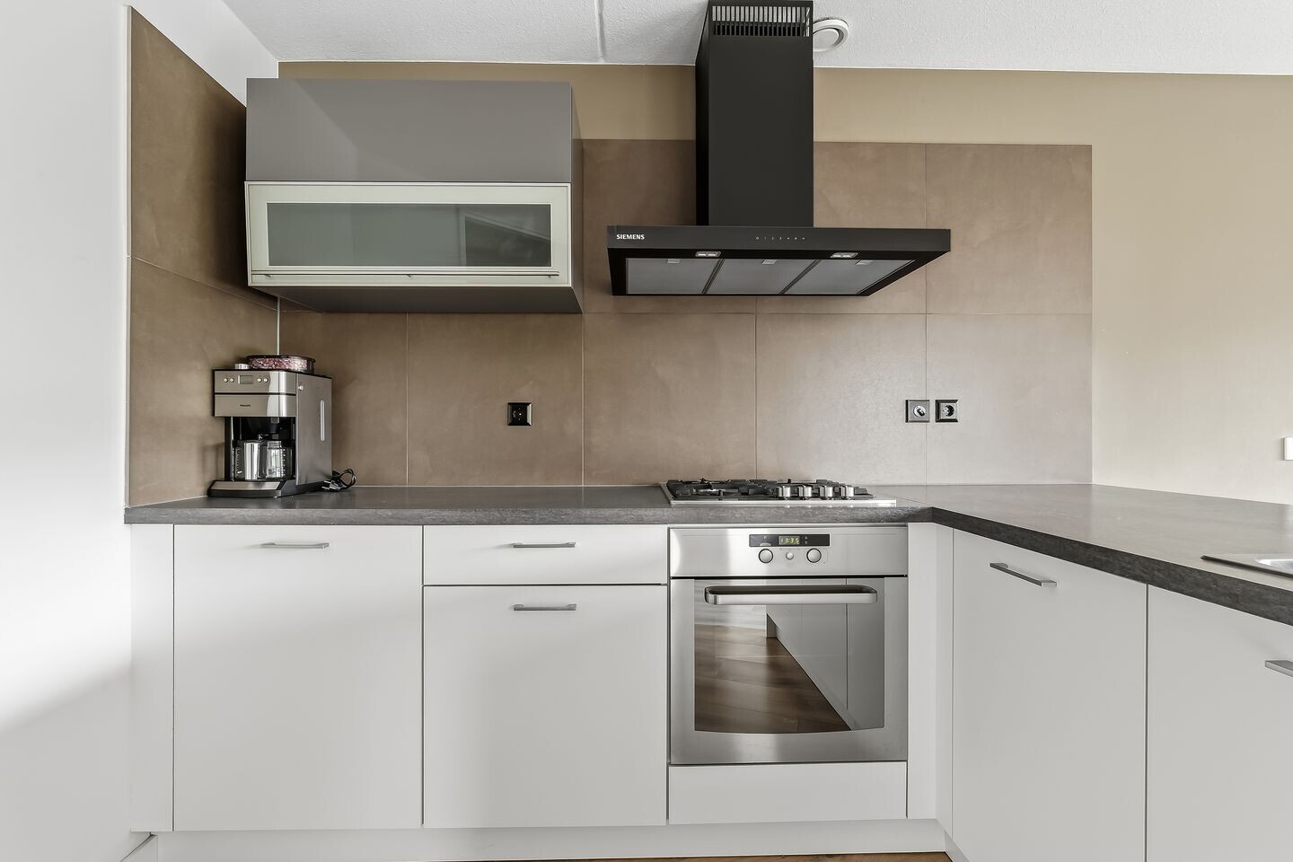 Appartement te koop: Troelstrakade 31A, 'S-Gravenhage