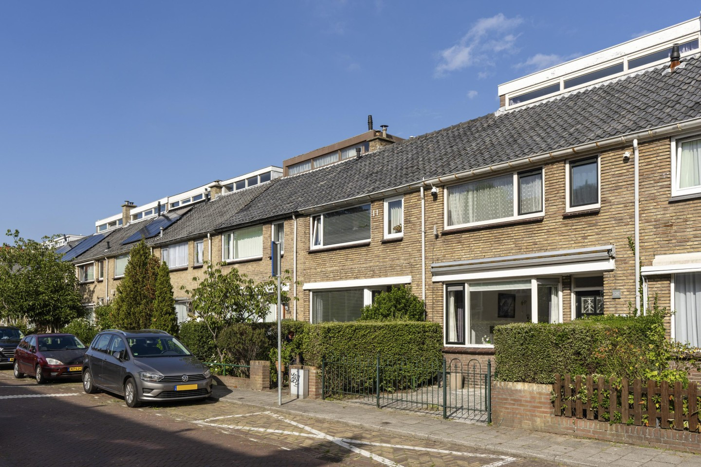 Tussenwoning te koop: Minstreelstraat 120, 'S-Gravenhage