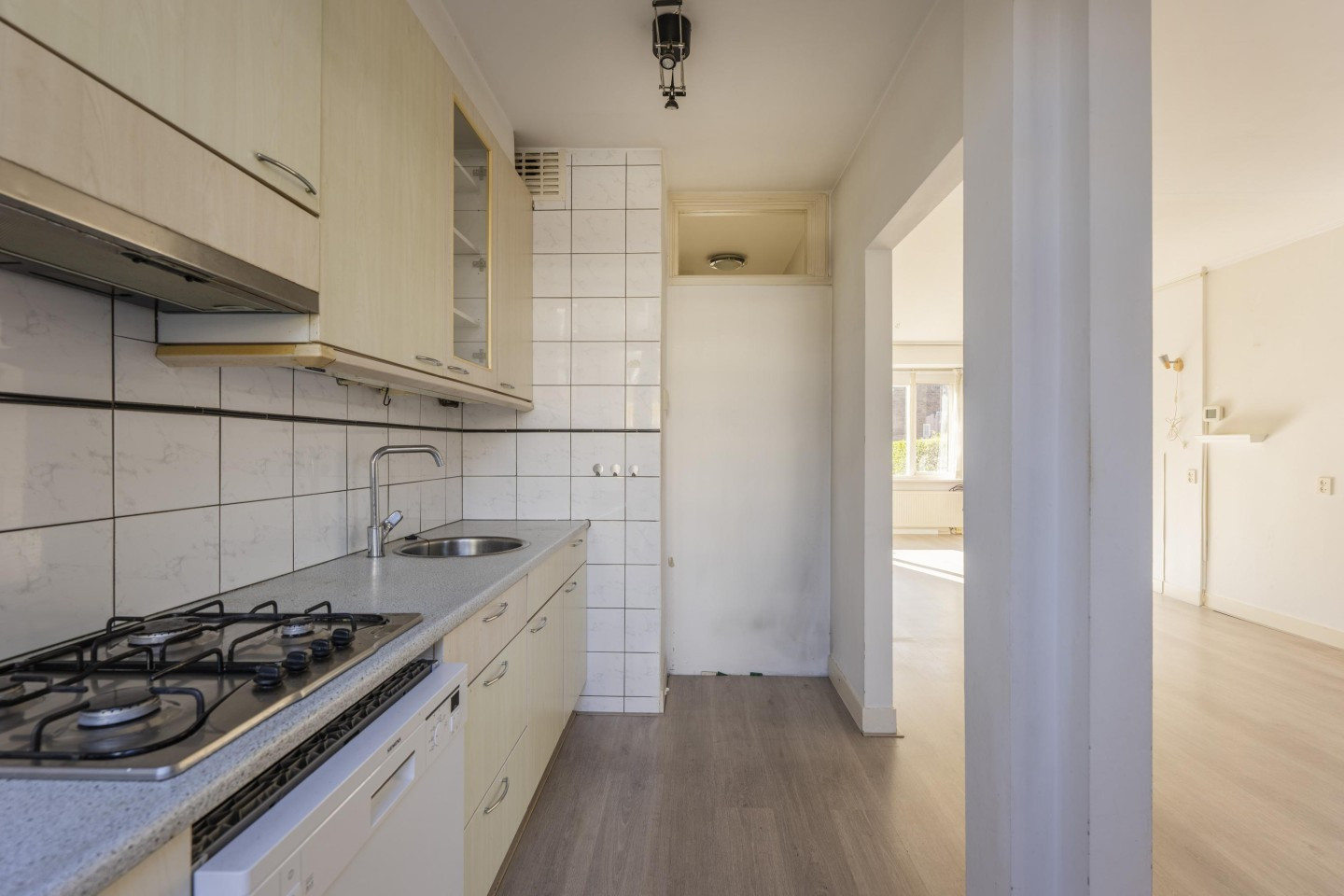 Tussenwoning te koop: Minstreelstraat 120, 'S-Gravenhage