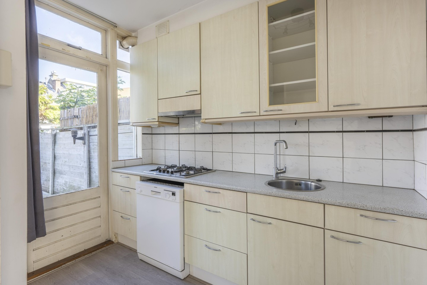 Tussenwoning te koop: Minstreelstraat 120, 'S-Gravenhage