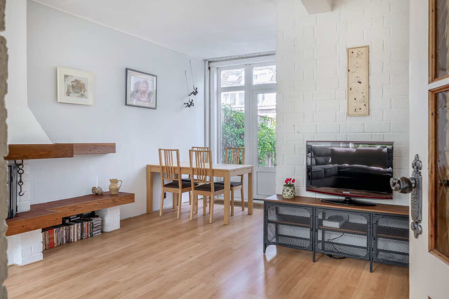 Tussenwoning te koop: Boendalestraat 40, 'S-Gravenhage