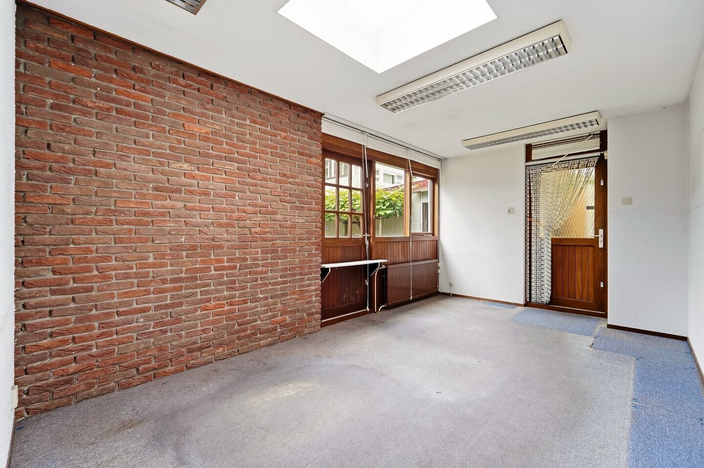 Hoekwoning te koop: Loevesteinlaan 210, 'S-Gravenhage