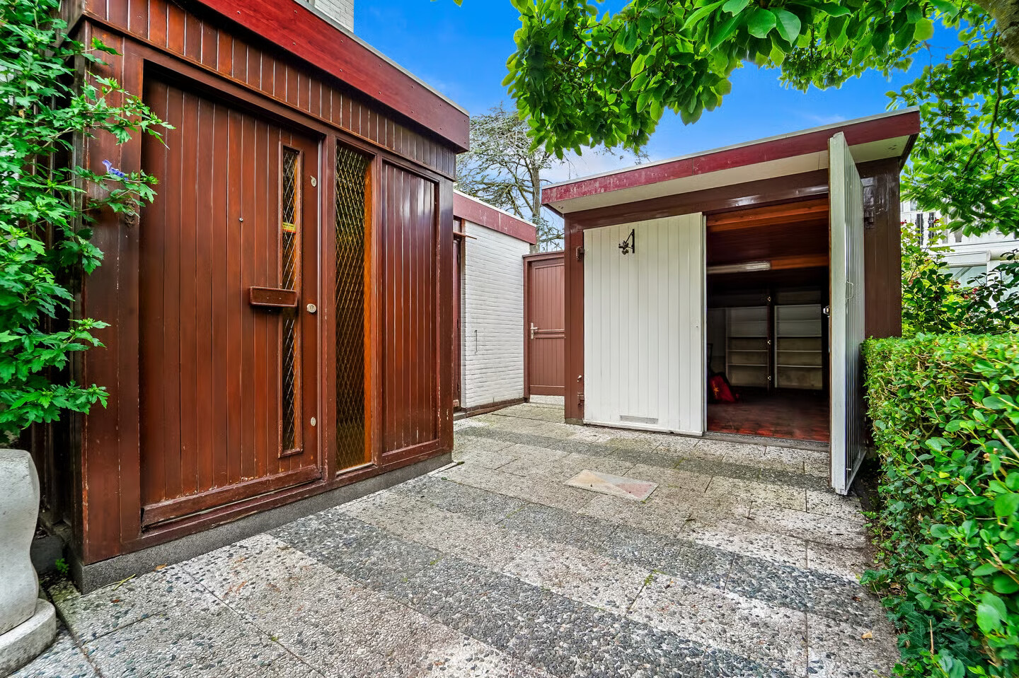 Hoekwoning te koop: Loevesteinlaan 210, 'S-Gravenhage