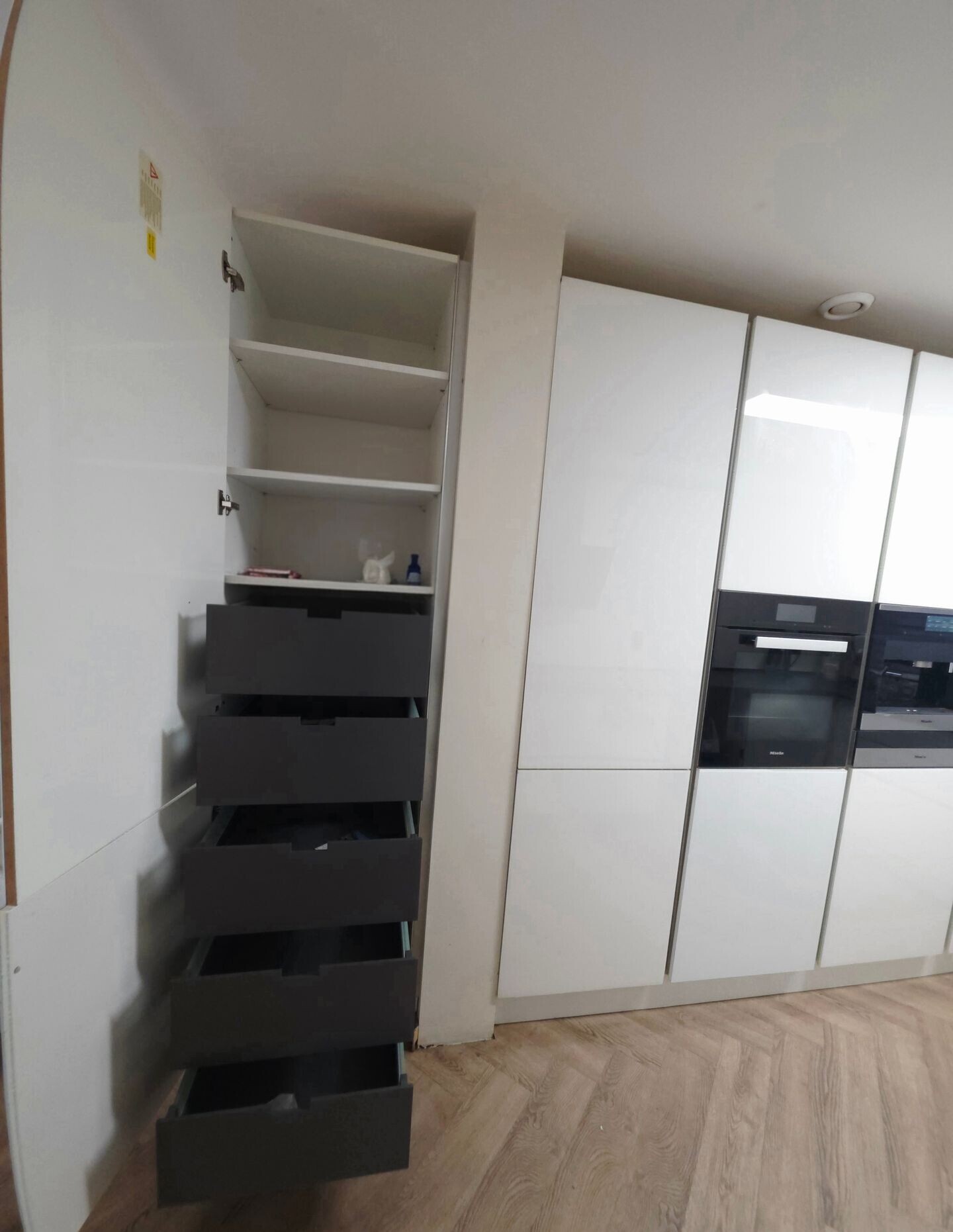Tussenwoning te koop: Oudaenstraat 26, 'S-Gravenhage