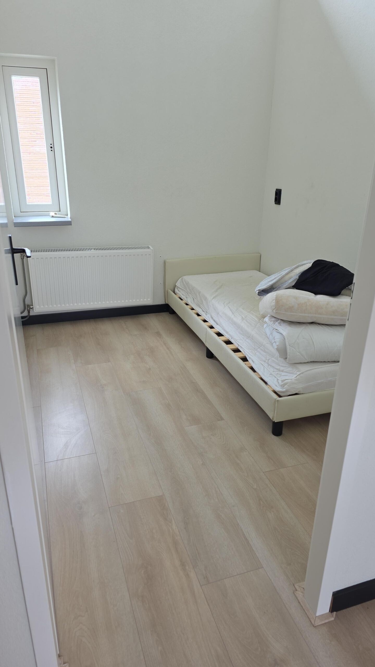 Tussenwoning te koop: Oudaenstraat 26, 'S-Gravenhage