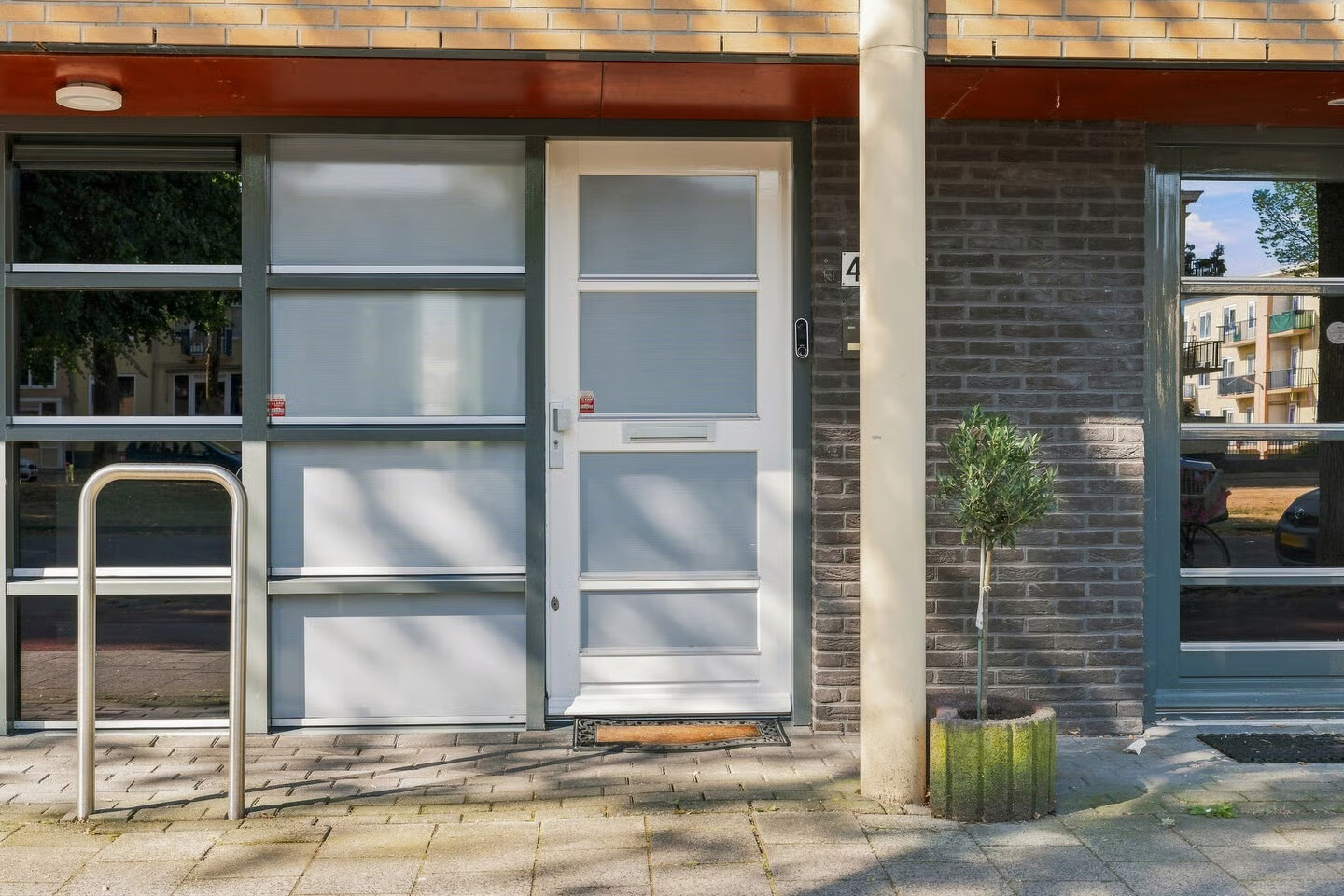 Tussenwoning te koop: Aagje Dekenlaan 49M, 'S-Gravenhage