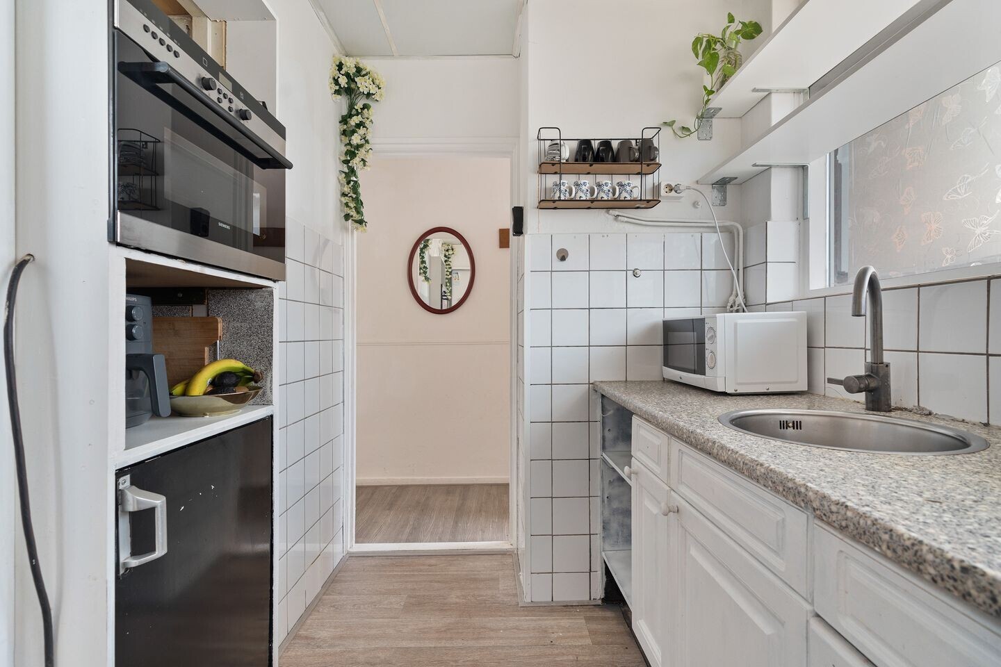 Studio te koop: Wolvenrade 103, 'S-Gravenhage