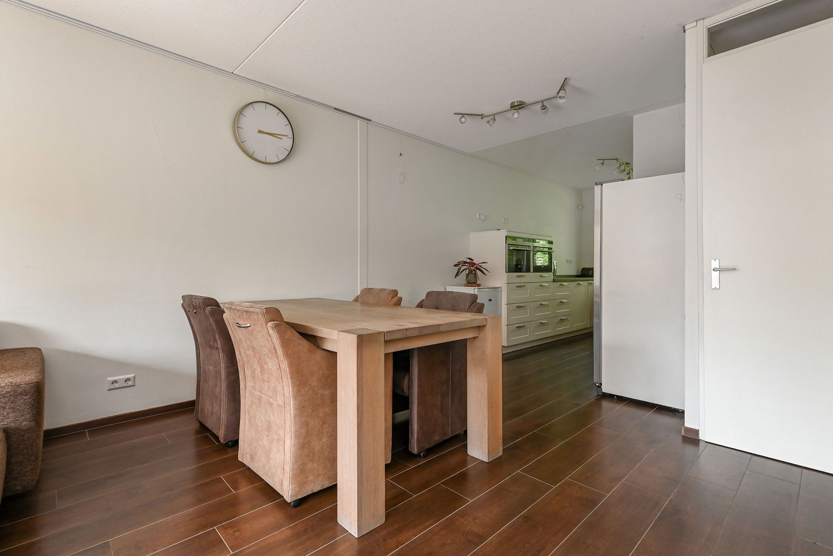 Hoekwoning te koop: Meppelrade 43, 'S-Gravenhage