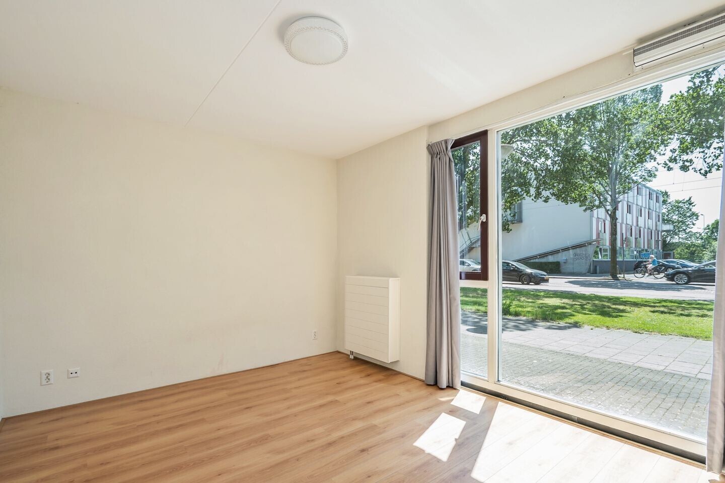 Appartement te koop: Dedemsvaartweg 592, 'S-Gravenhage