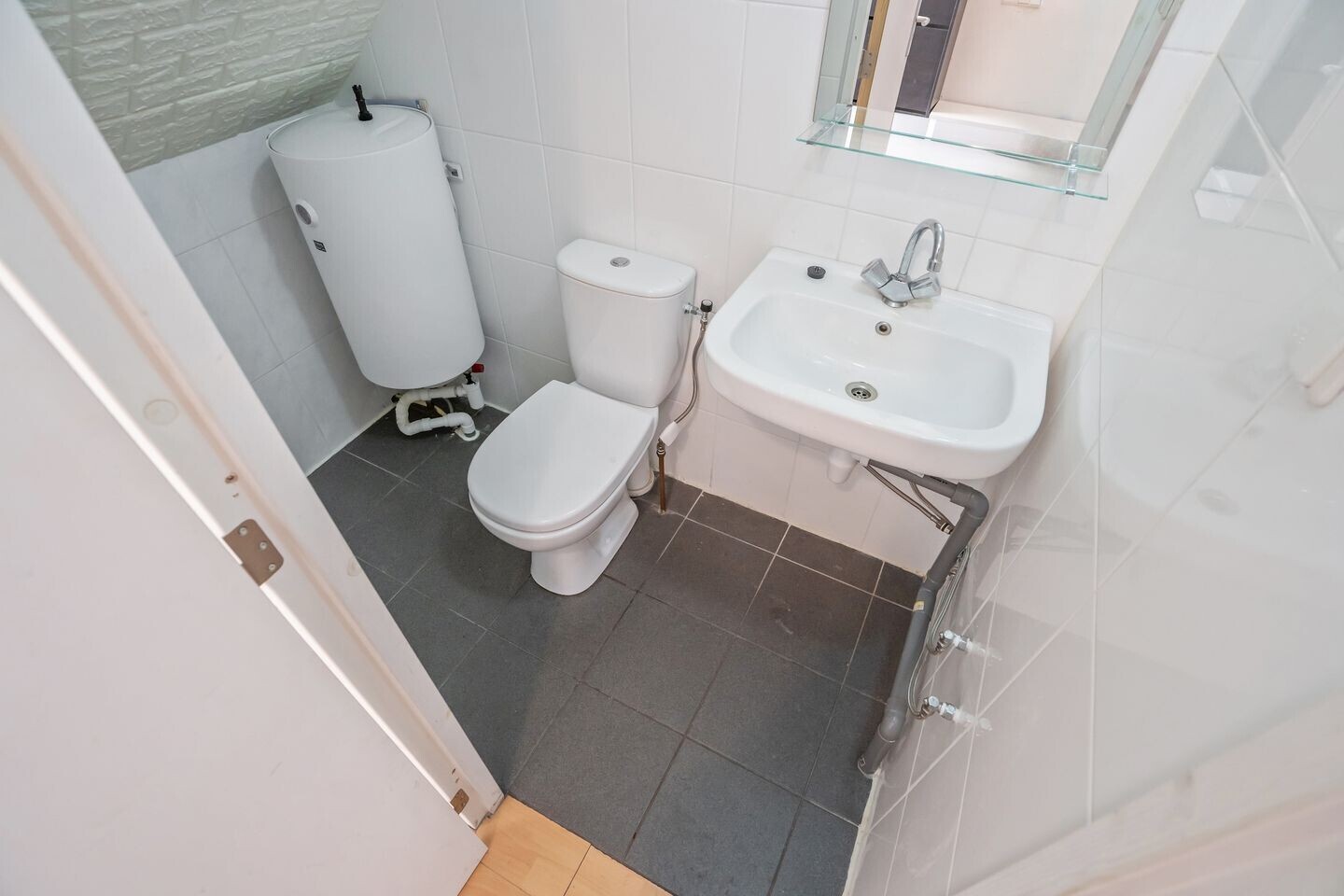Appartement te koop: Dedemsvaartweg 592, 'S-Gravenhage