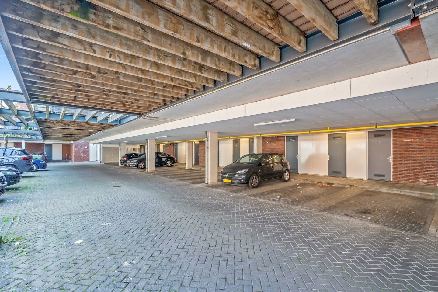 Appartement te koop: Dedemsvaartweg 592, 'S-Gravenhage