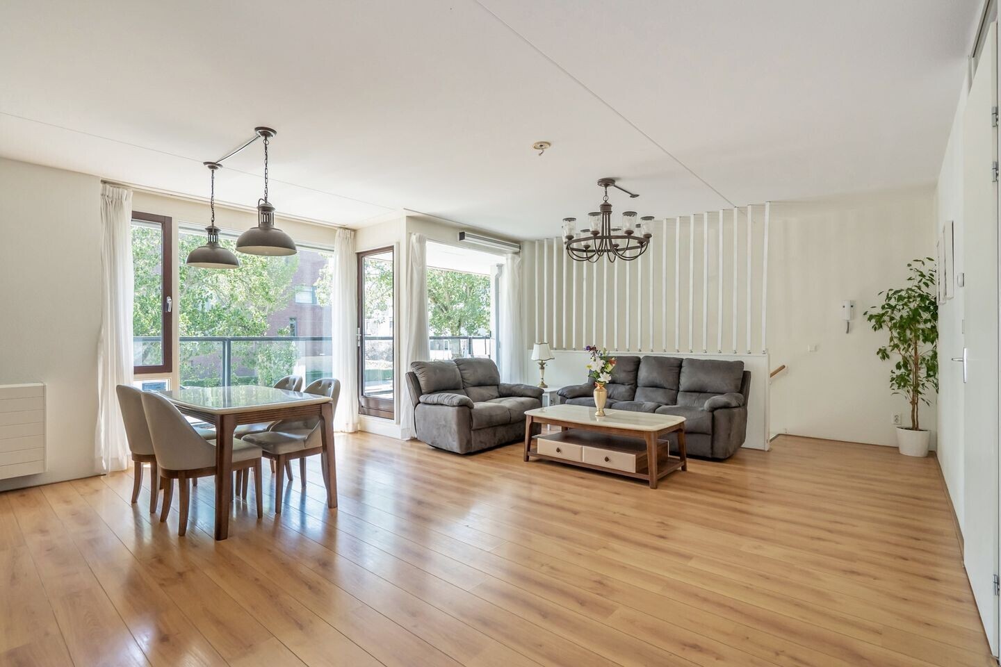 Appartement te koop: Dedemsvaartweg 592, 'S-Gravenhage