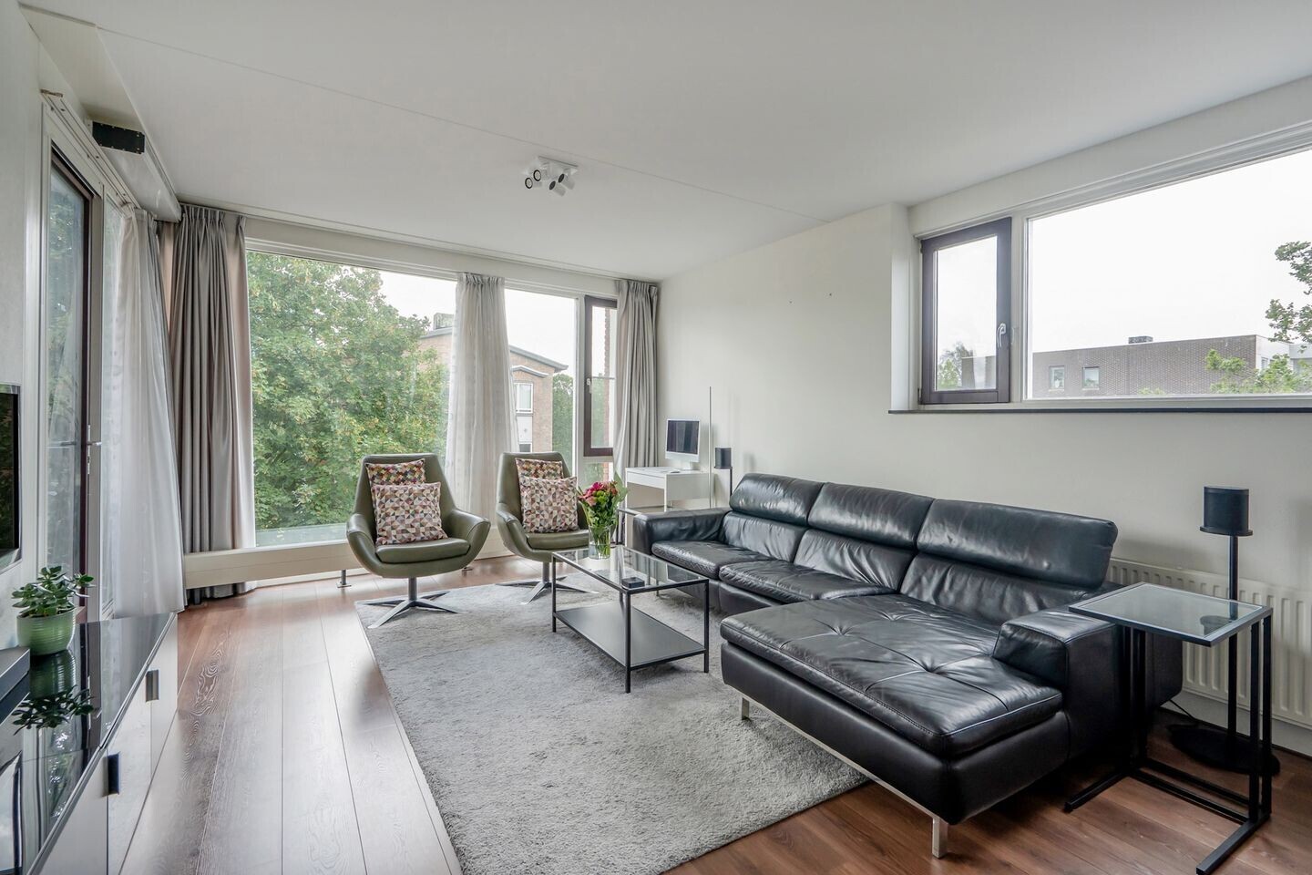 Appartement te koop: Dedemsvaartweg 614, 'S-Gravenhage