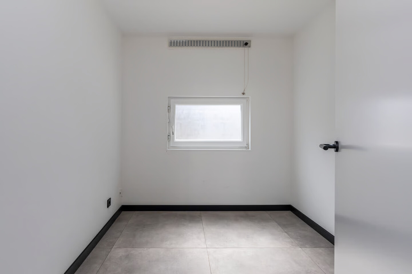 Tussenwoning te koop: Dedemsvaartweg 207, 'S-Gravenhage