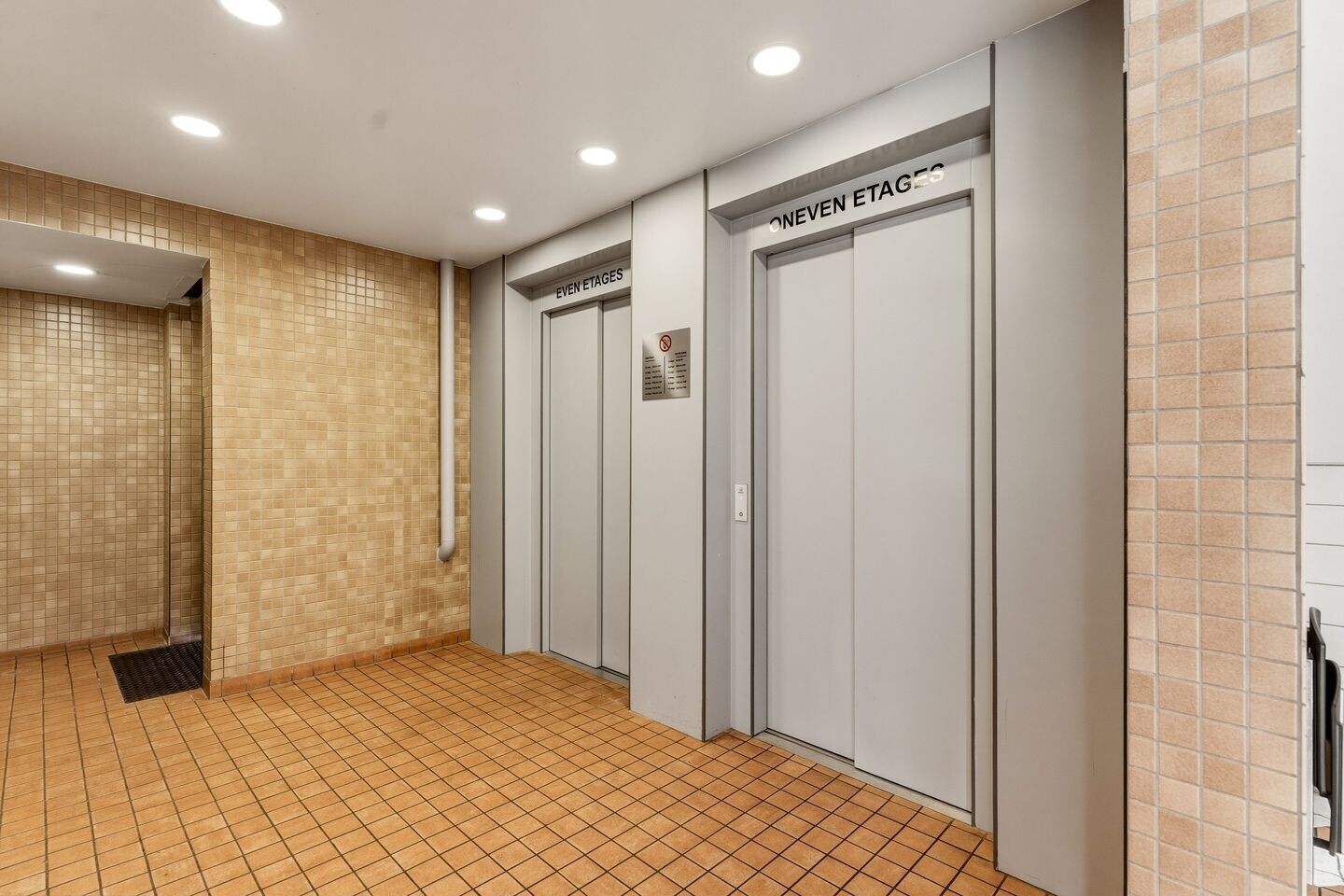 Appartement te koop: Leyweg 106A, 'S-Gravenhage