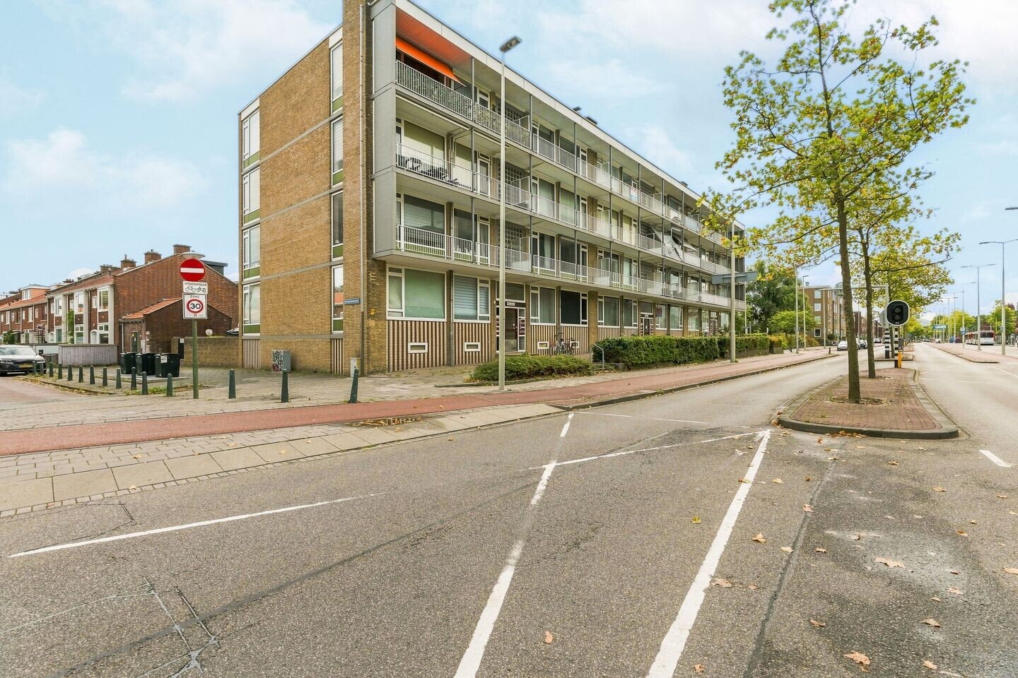 Appartement te koop: Leyweg 234, 'S-Gravenhage