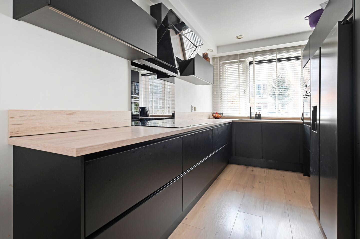 Tussenwoning te koop: Valthestraat 37, 'S-Gravenhage