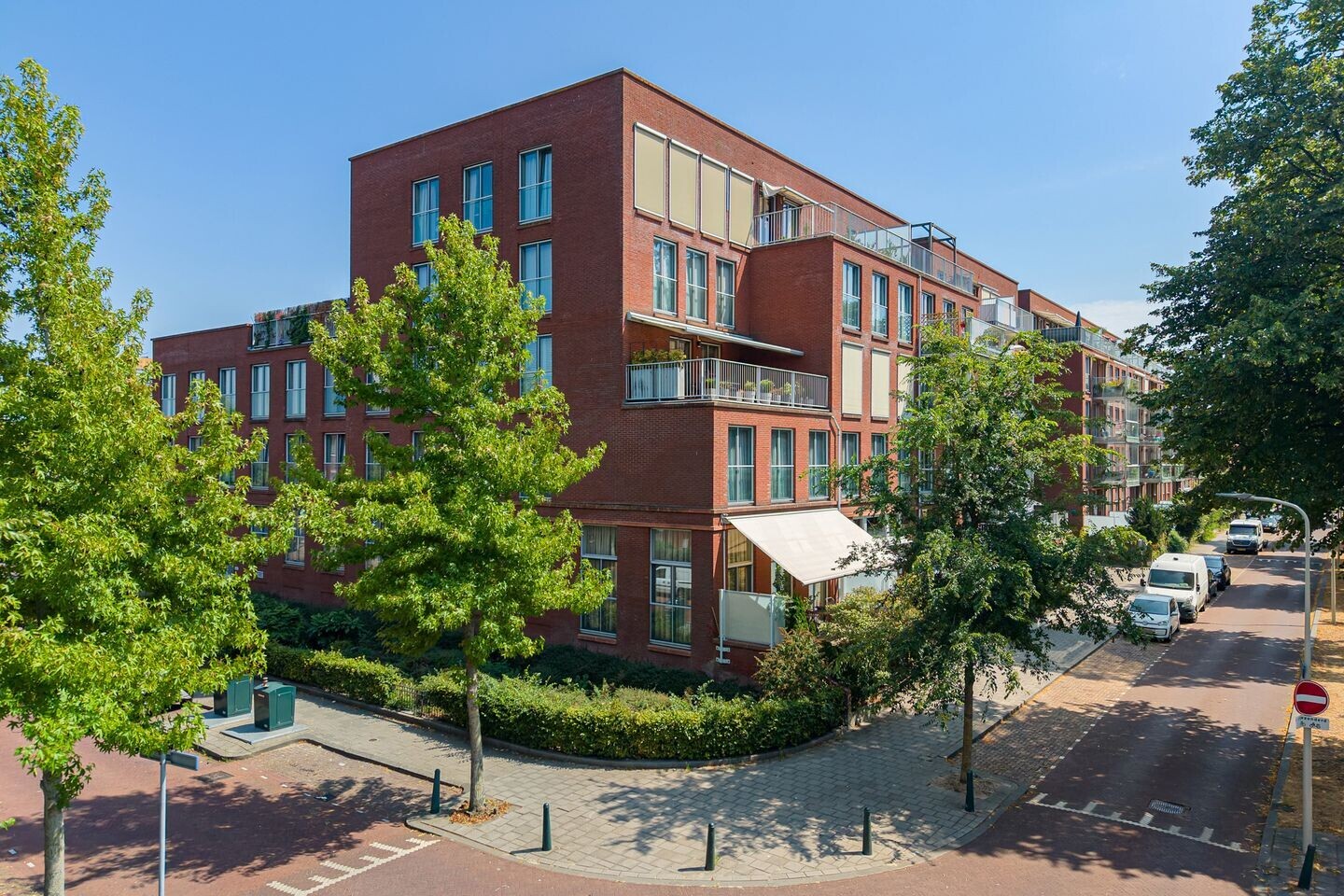 Appartement te koop: Hoogeveenlaan 6E, 'S-Gravenhage